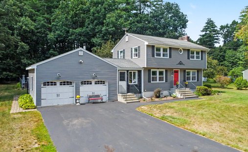 House in Windham, New Hampshire, United States 1