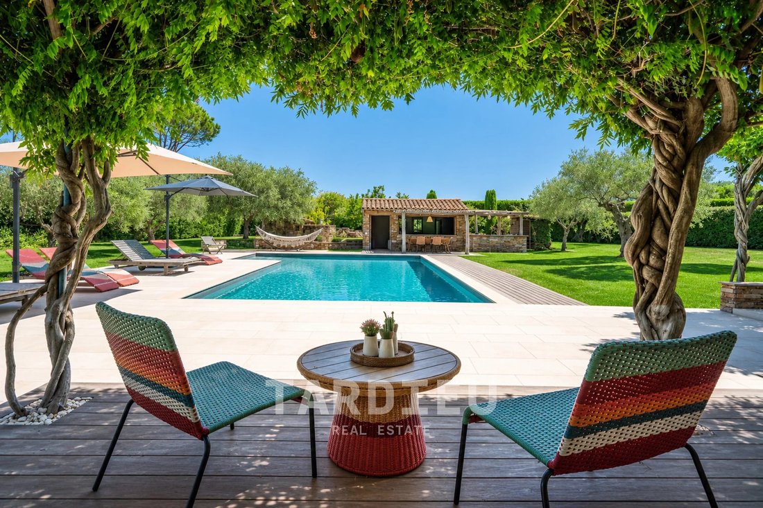 Villa en Ramatuelle, Provenza-Alpes-Costa Azul, Francia 1 - 18741625