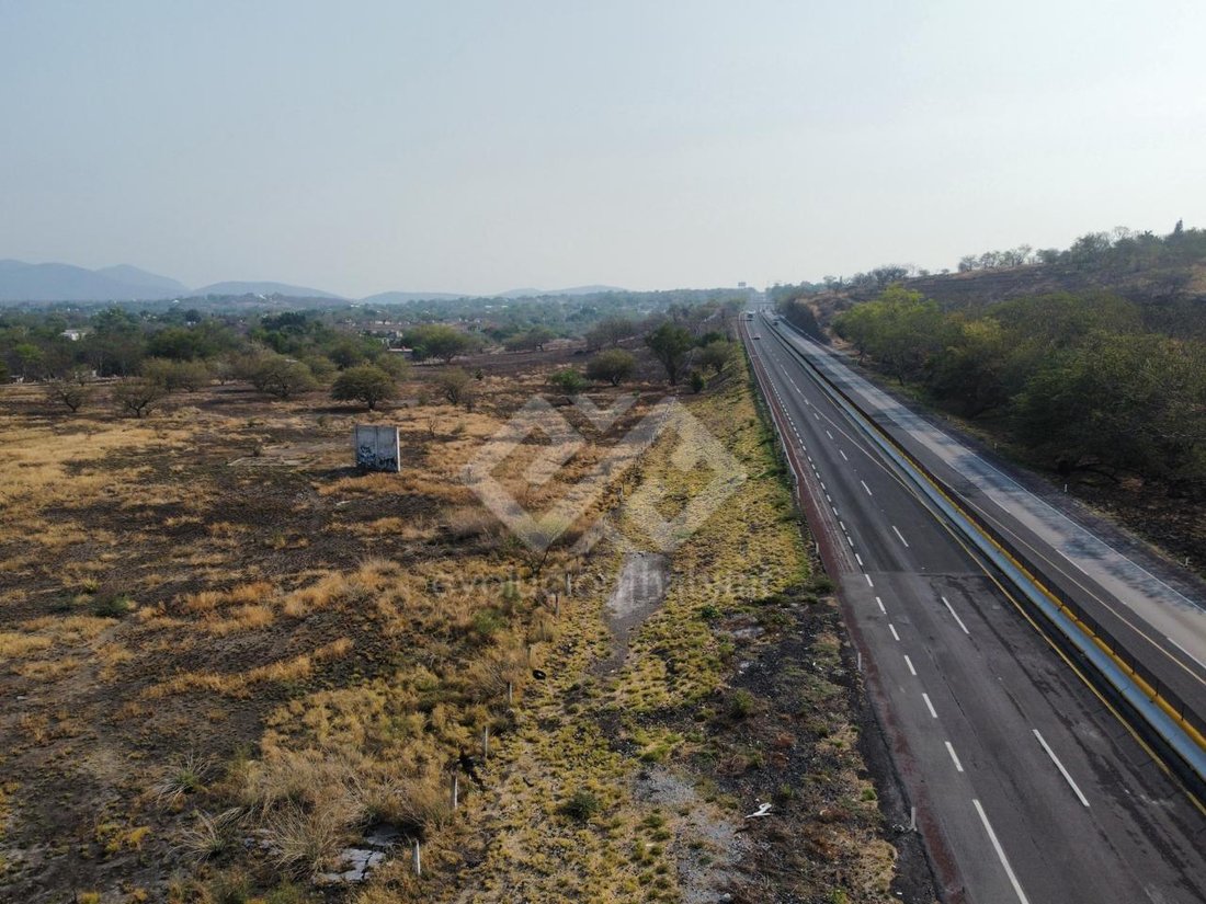 Terreno en Xochitepec, Morelos, México 1 - 18742339