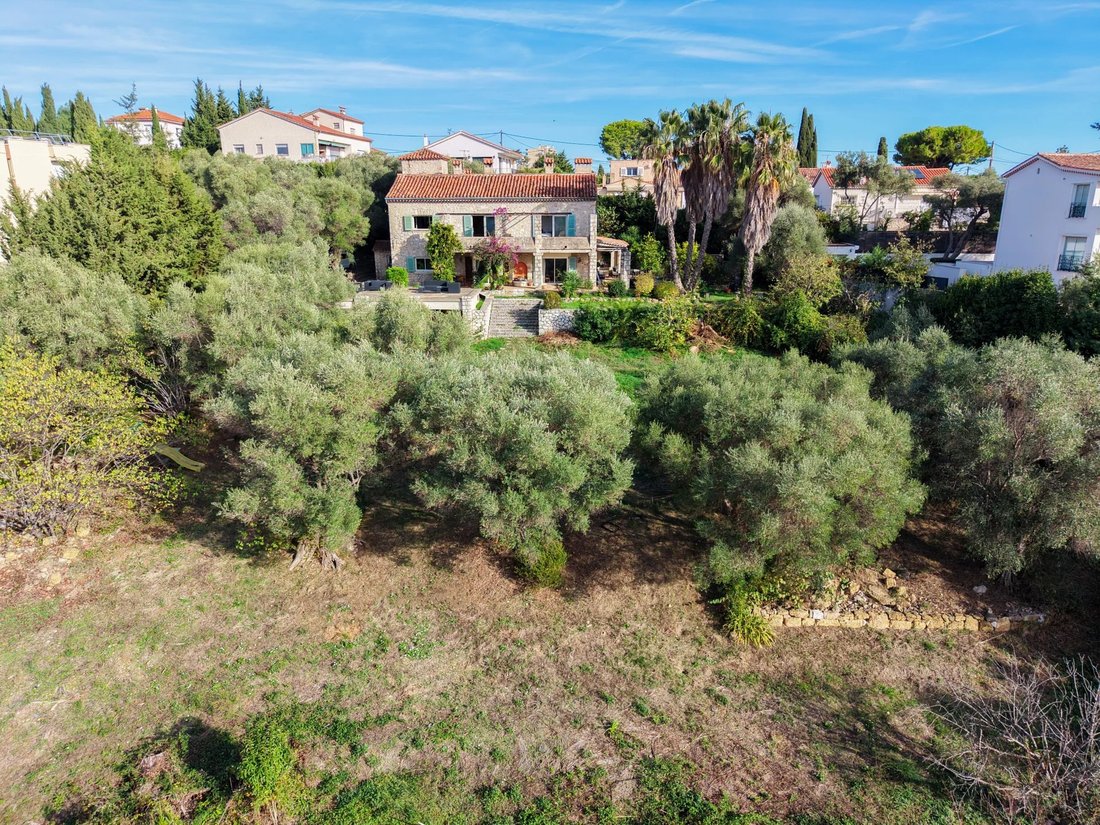 Casa di campagna a Fontmerle, Antibes, Francia 3 - 18741616