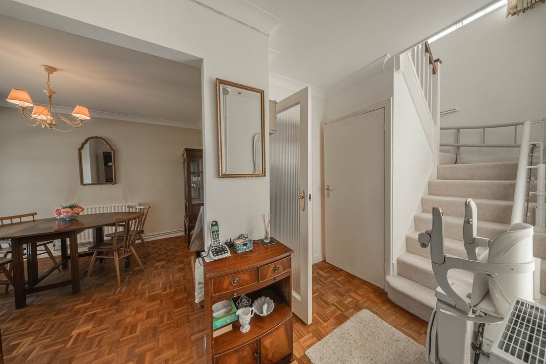 Haus in Haywards Heath, England 5 - 18741639