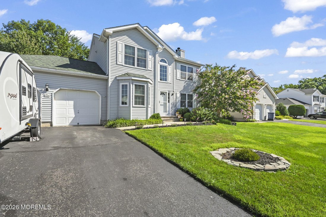 Casa a Howell, New Jersey, Stati Uniti 2 - 18740486