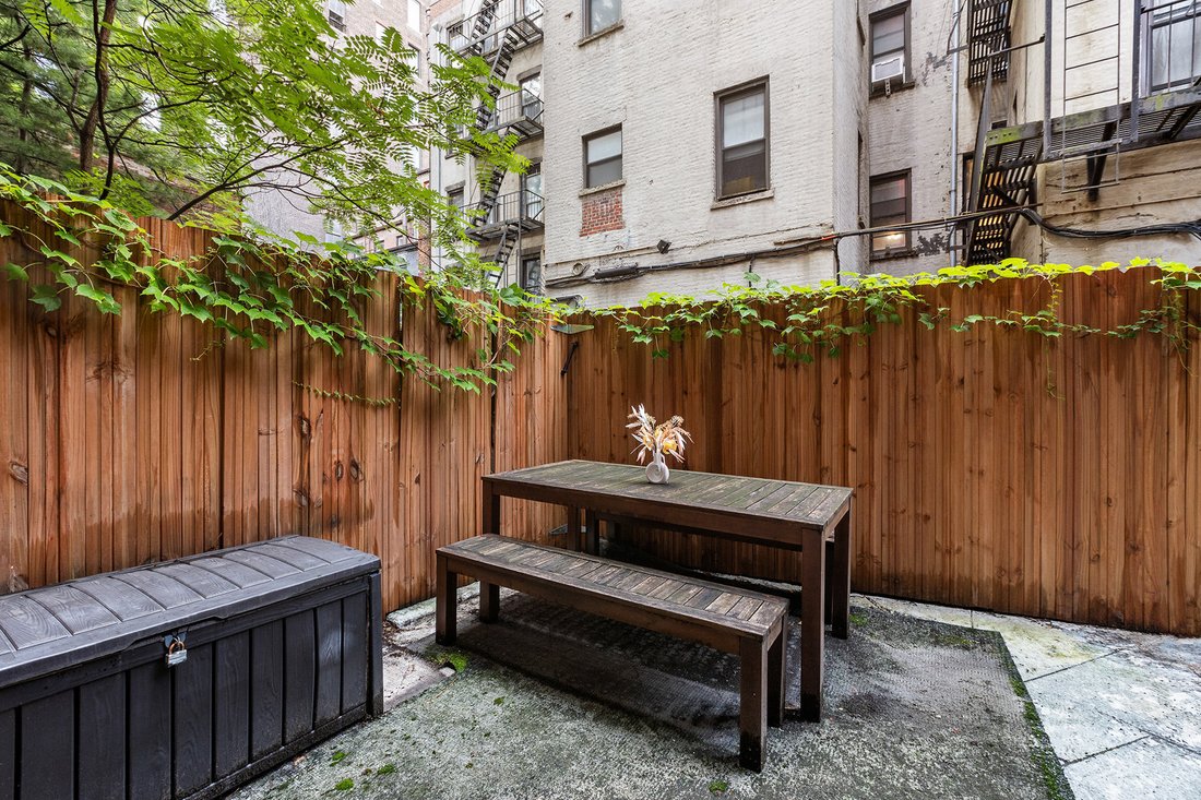 Co Op in New York, New York, United States 3 - 18744843