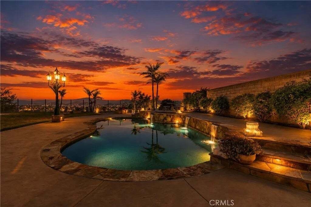 House in Rancho Cucamonga, California, United States 4 - 18744146