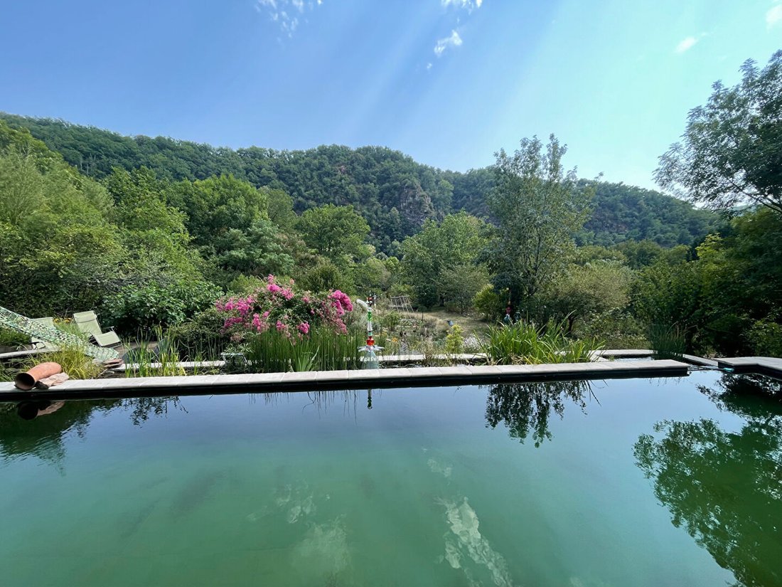 Villa en Beaulieu-sur-Dordogne, Nueva Aquitania, Francia 2 - 18742117
