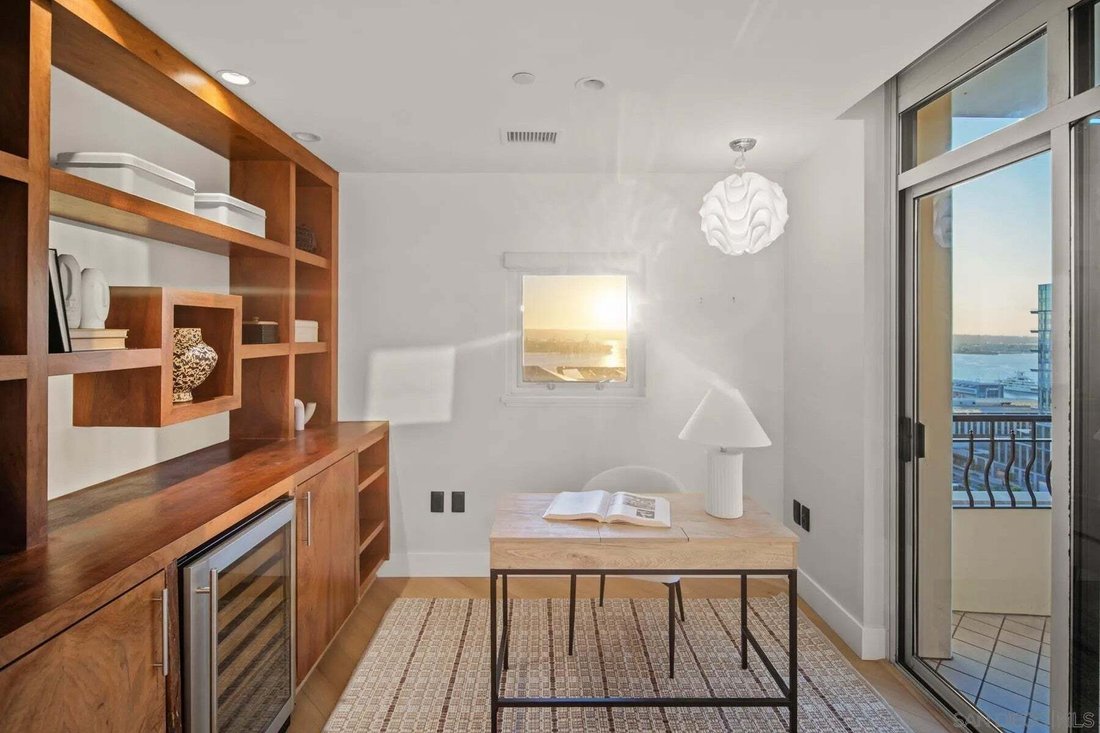 Condo in San Diego, California, United States 3 - 18744158