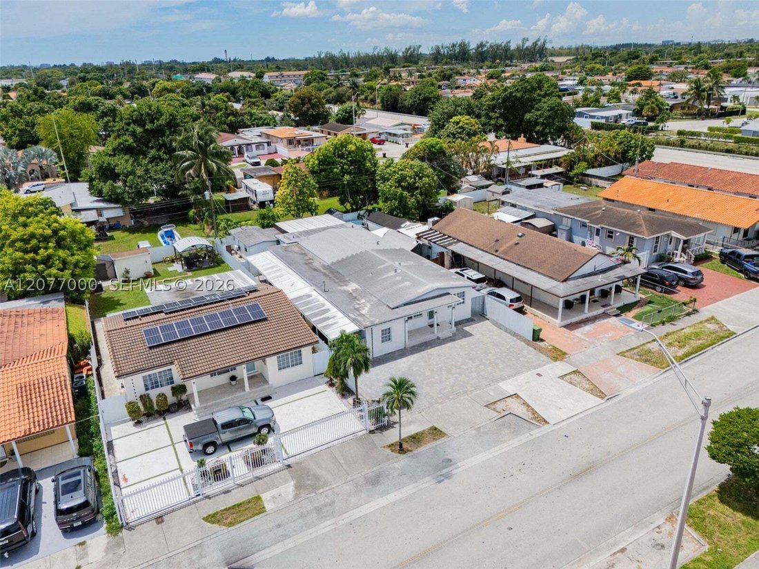 Maison à Hialeah, Floride, États-Unis 4 - 18719303