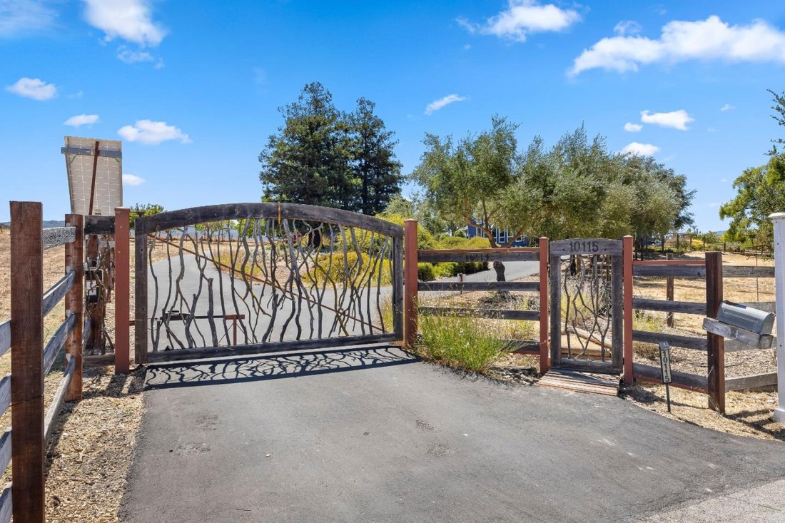 Casa en Gilroy, California, Estados Unidos 2 - 18743401