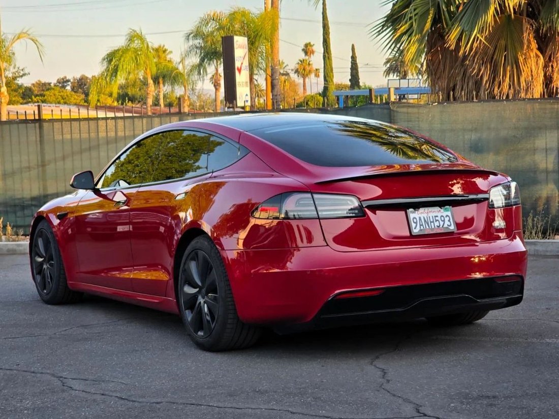Sedan in San Bernardino, CA, United States 4 - 18745693