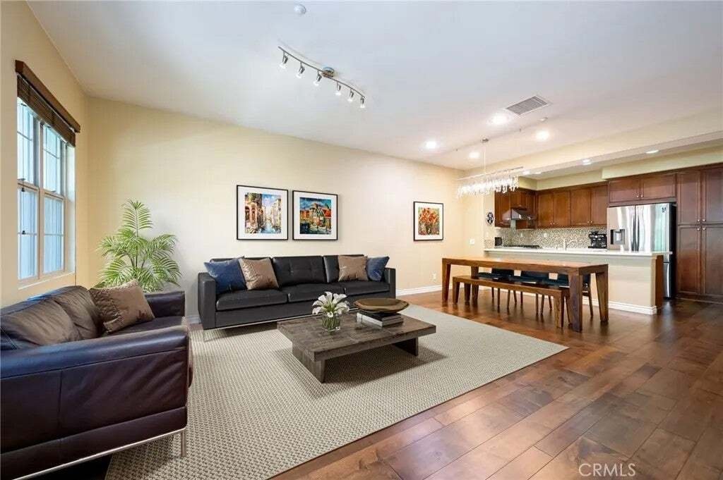 Condominio en Irvine, California, Estados Unidos 5 - 18739139