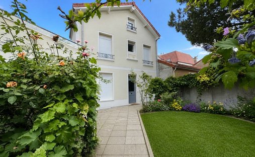 Casa en Jardín Parisiense, Clamart, Francia 1