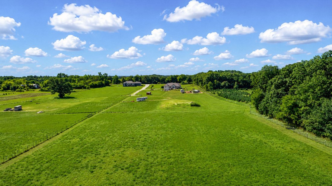 House in Eagle, Wisconsin, United States 5 - 18743835