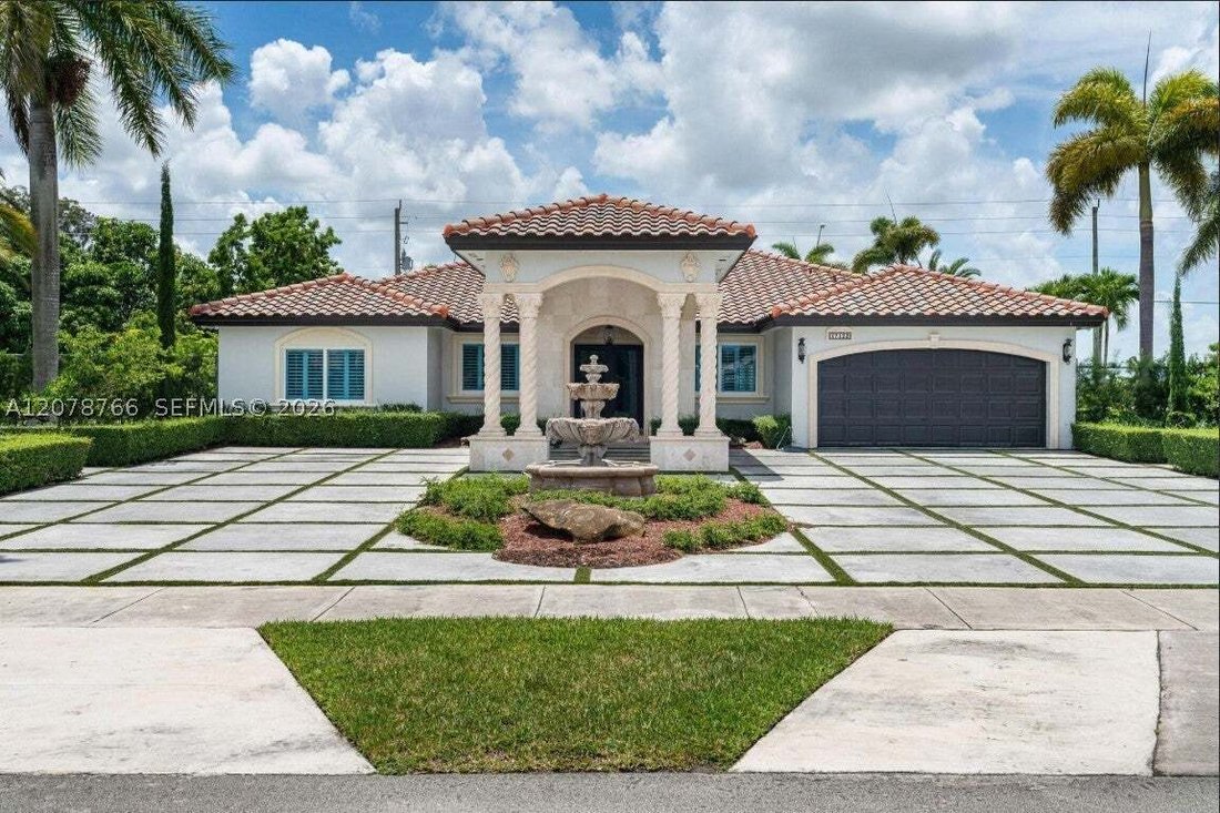 House in Miami, Florida, United States 4 - 18744652