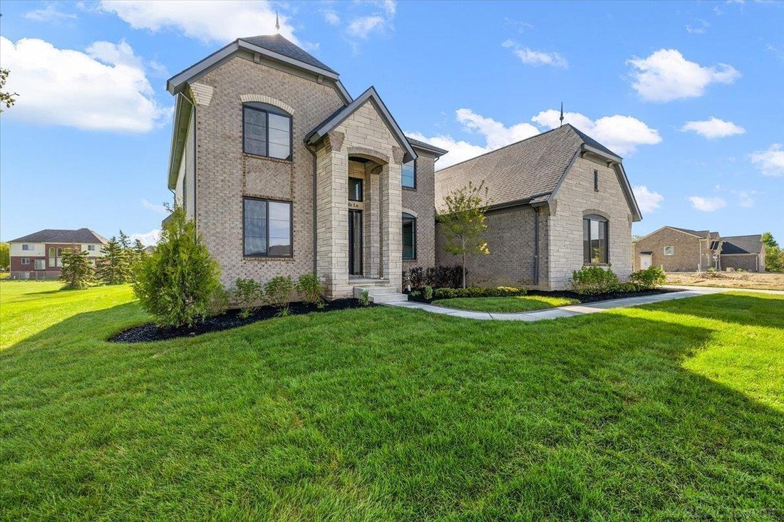 Casa en Sterling Heights, Míchigan, Estados Unidos 3 - 18740475