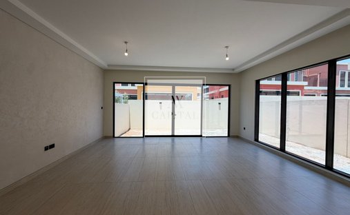 Townhouse in Downtown Dubai, Dubai, United Arab Emirates 1