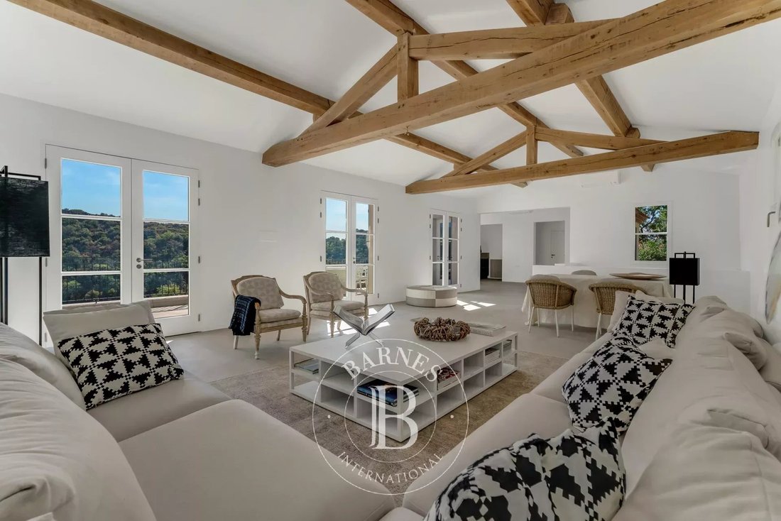House in Grimaud, Provence-Alpes-Côte d'Azur, France 5 - 16496560