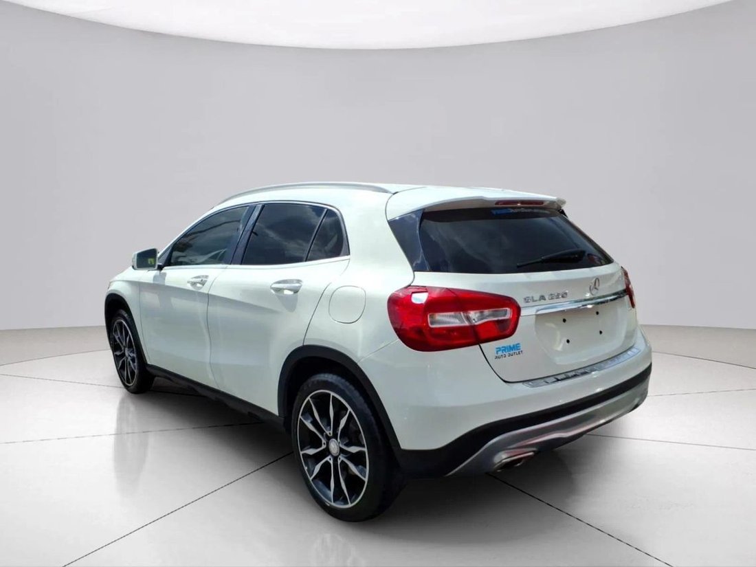 Suv in Philadelphia, PA, United States 5 - 18745579