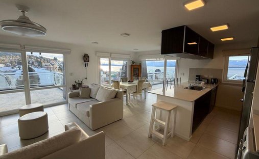 Apartment in San Carlos de Bariloche, Río Negro, Argentina 1