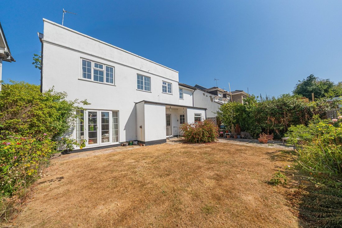 Haus in Haywards Heath, England 2 - 18741639