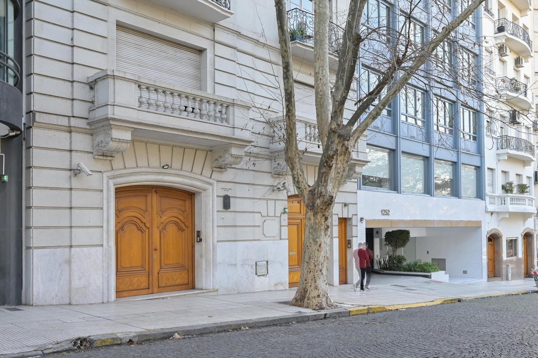 Apartment in Buenos Aires, Buenos Aires, Argentina 1 - 18742214