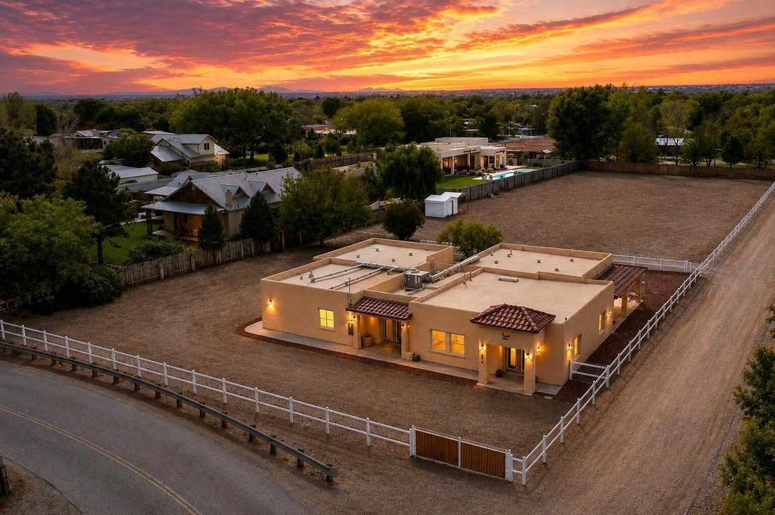 House in Albuquerque, New Mexico, United States 1 - 18743766