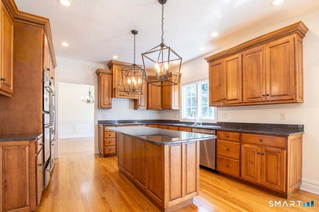 Maison à Trumbull, Connecticut, États-Unis 5 - 18742824