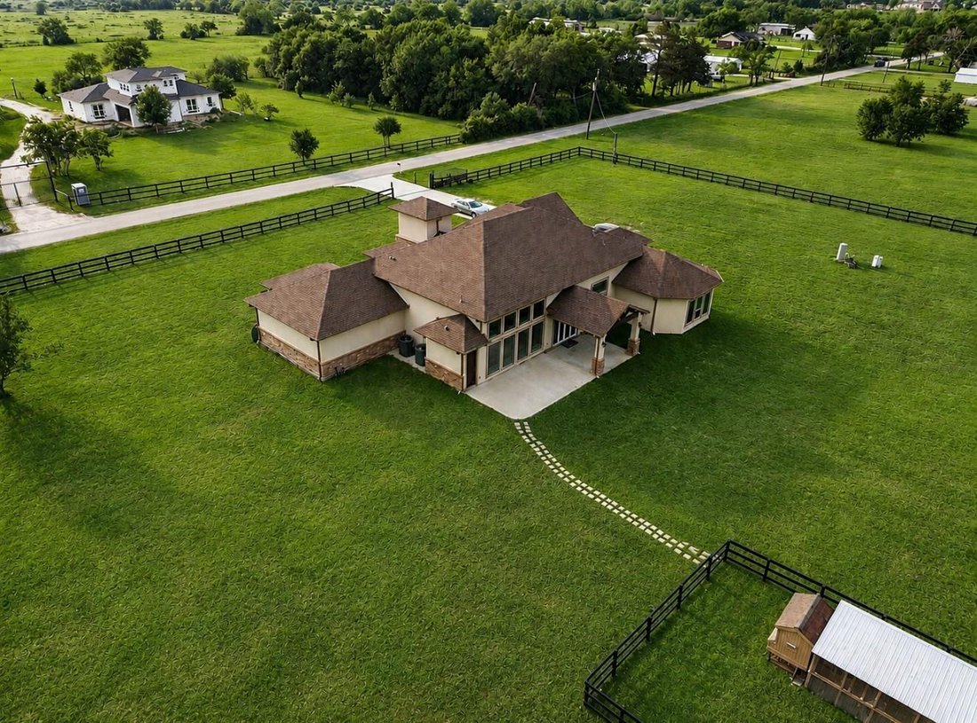 Casa en Iowa Colony, Texas, Estados Unidos 2 - 18744410