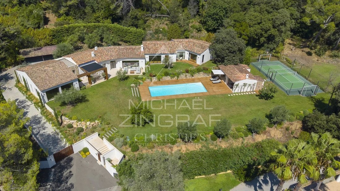 Villa in Mougins, Provence-Alpes-Côte d'Azur, Frankreich 1 - 18741976