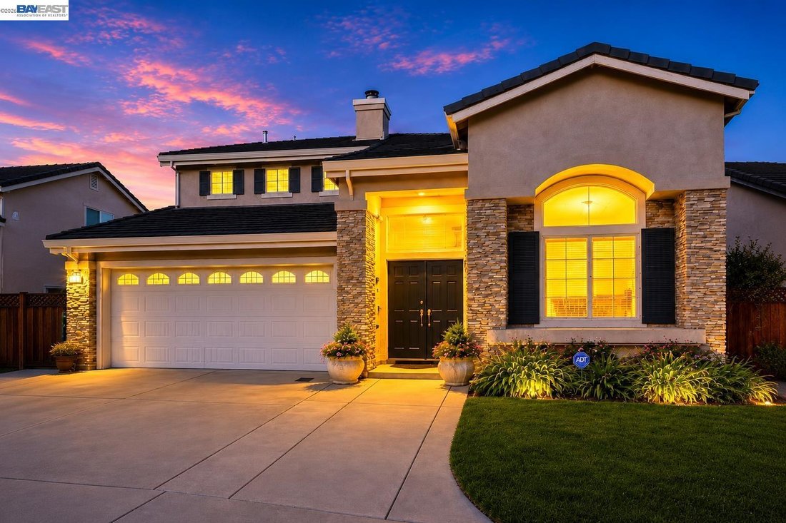 House in San Leandro, California, United States 2 - 18743361