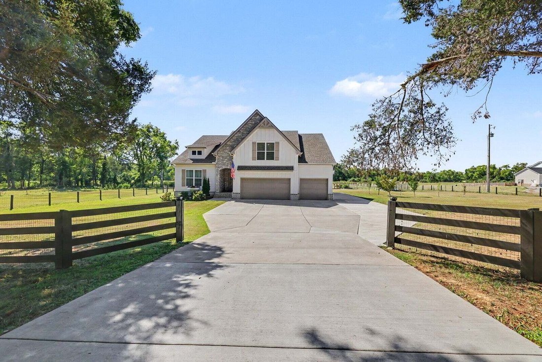 House in Christiana, Tennessee, United States 1 - 18740809