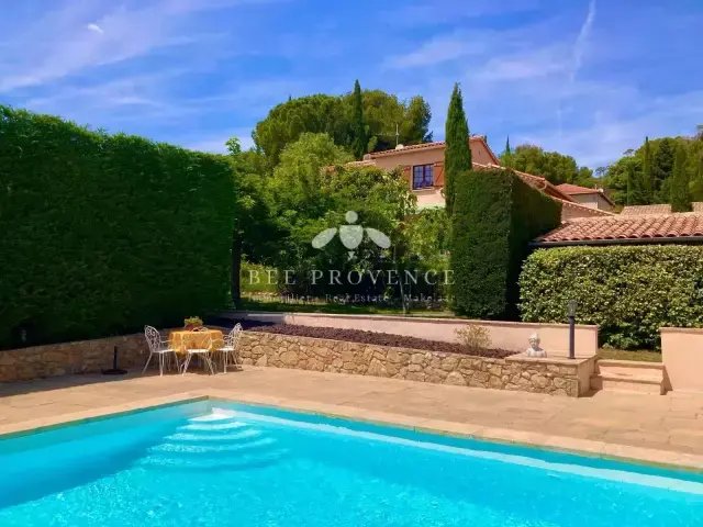 Villa in Villecroze, Provence-Alpes-Côte d'Azur, Frankreich 1 - 16297483