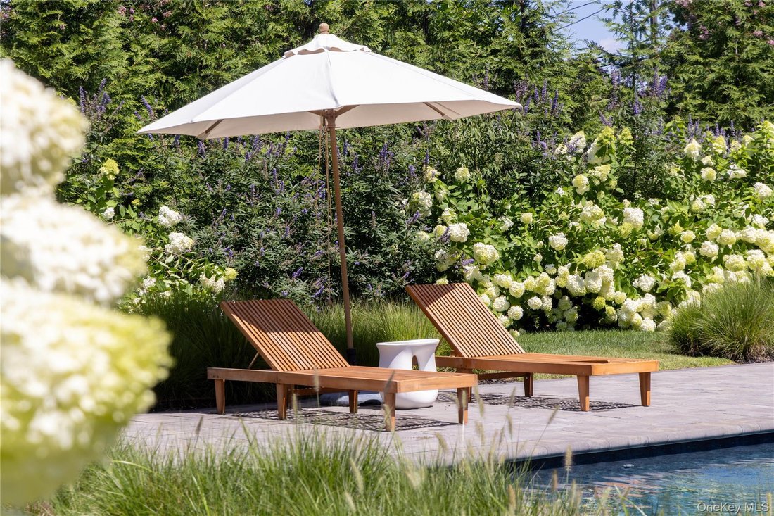 House in Greenport West, New York, United States 4 - 17526035