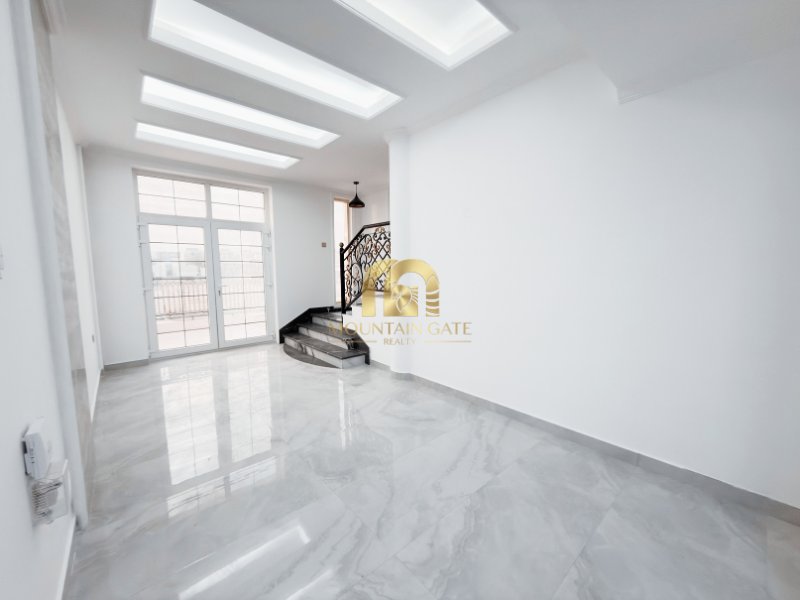 Villa a Quartiere Al Ruwaidat, Emirato di Sharja, Emirati Arabi Uniti 2 - 18741846
