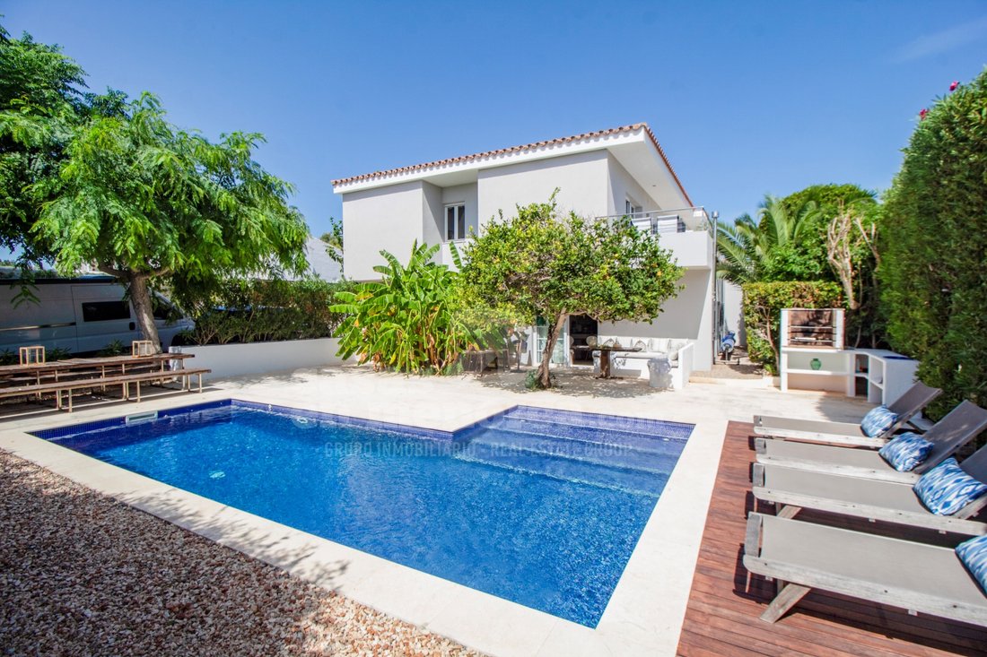 Villa a Es Castell, Isole Baleari, Spagna 4 - 18745265