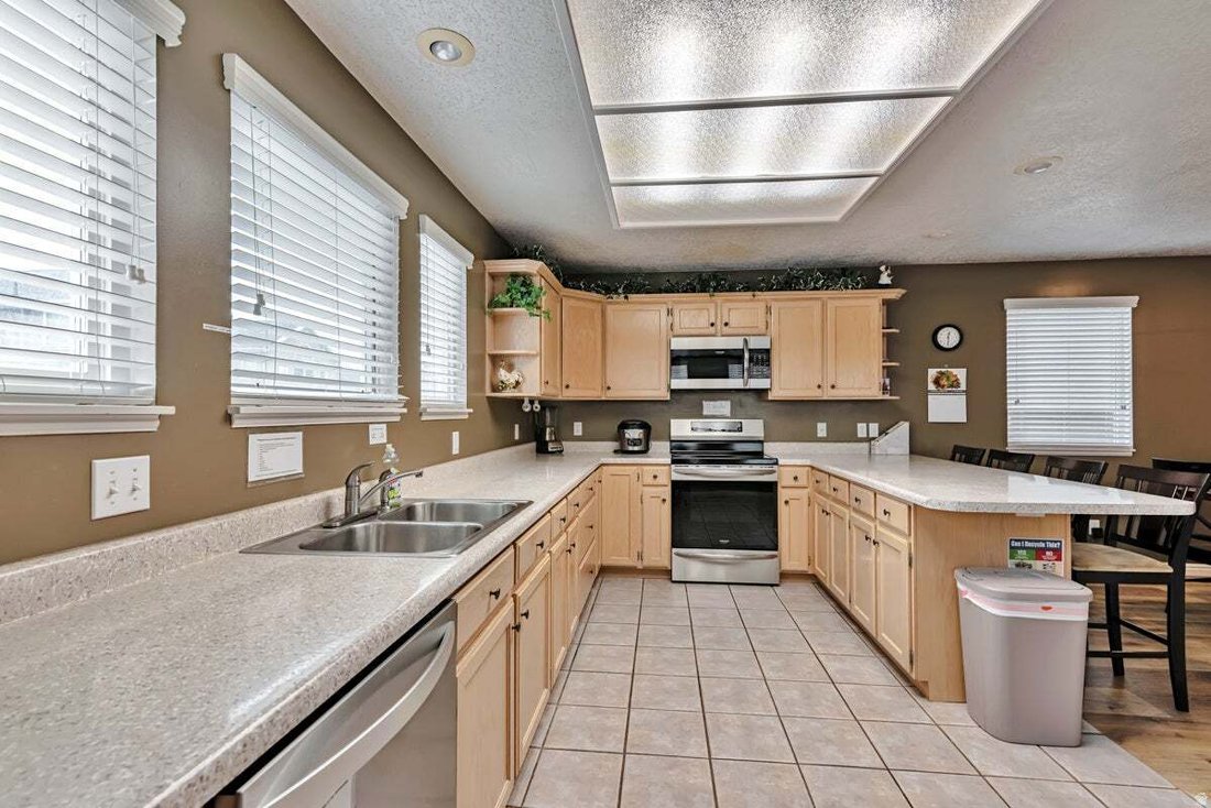 Maison de ville à Cottonwood Heights, Utah, États-Unis 3 - 18740360