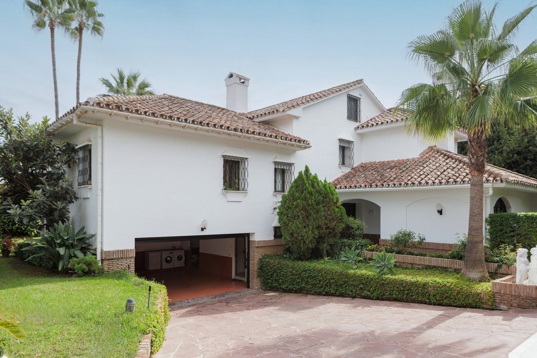 Villa en Marbella, Andalucía, España 2 - 11668798