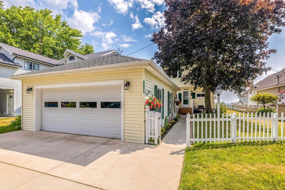 House in Lexington, Michigan, United States 1 - 18499452