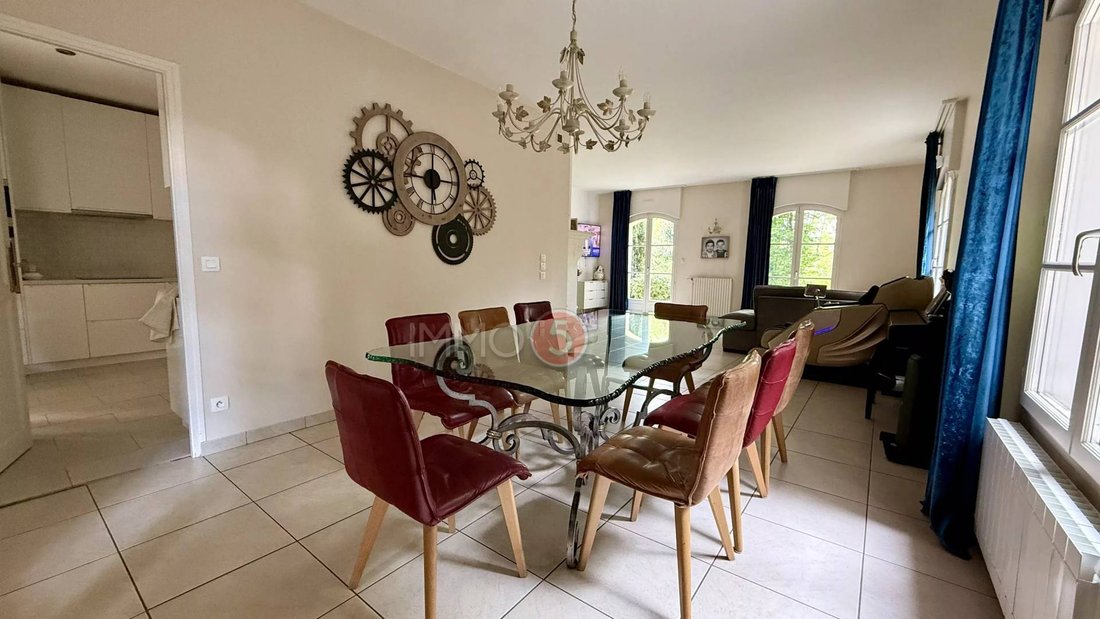 Maison à Thiers, Le Raincy, France 5 - 17759879