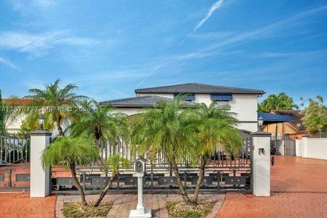 House in Miami, Florida, United States 2 - 18744665