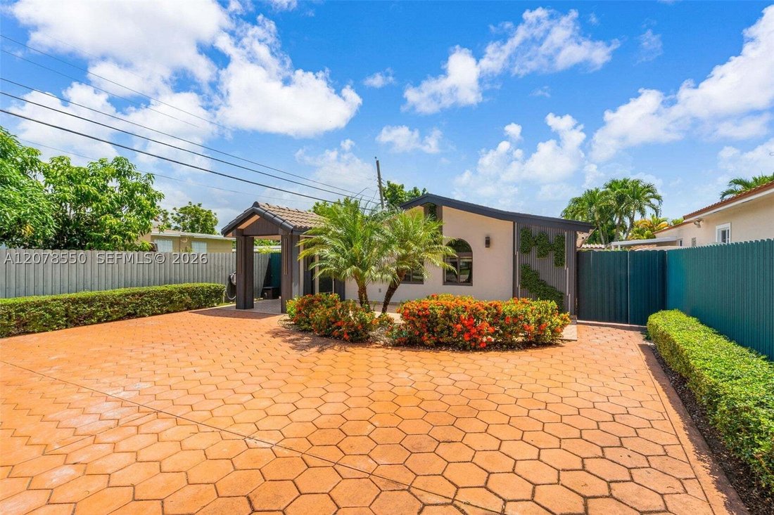 House in Miami, Florida, United States 2 - 18744661