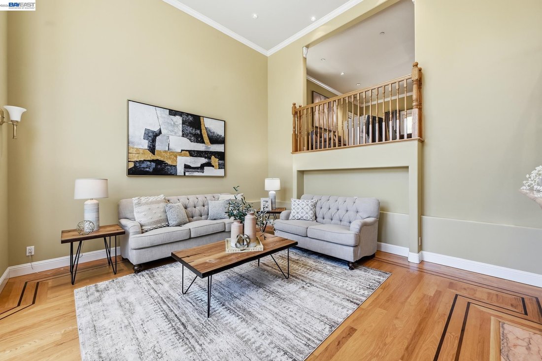 House in Oakland, California, United States 5 - 18743430