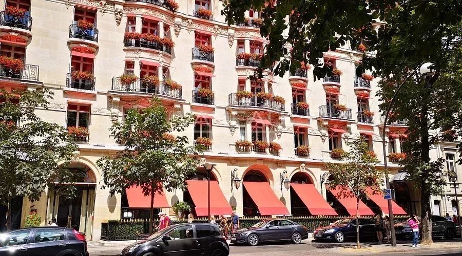 Appartamento a Triangle d'Or, Paris 8e Arrondissement, Parigi 1 - 17331950