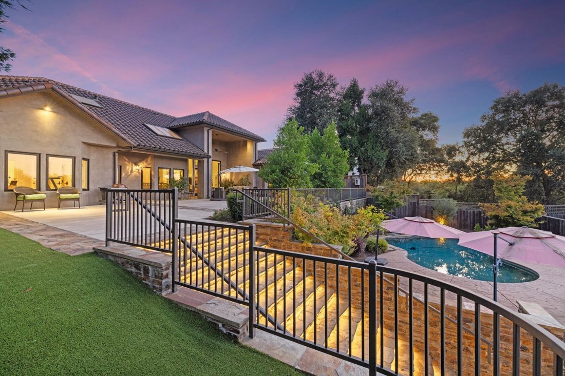 House in Lockeford, California, United States 1 - 18743874