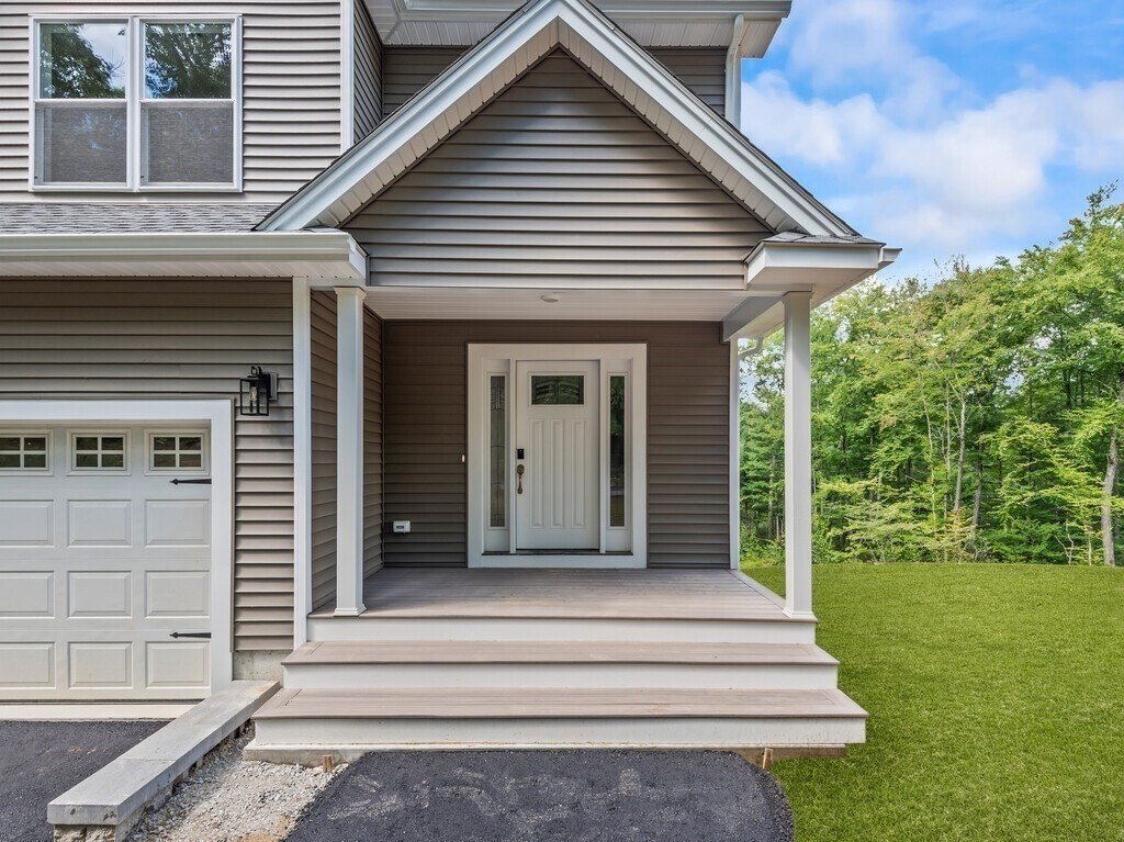 House in Oxford, Massachusetts, United States 2 - 18743871