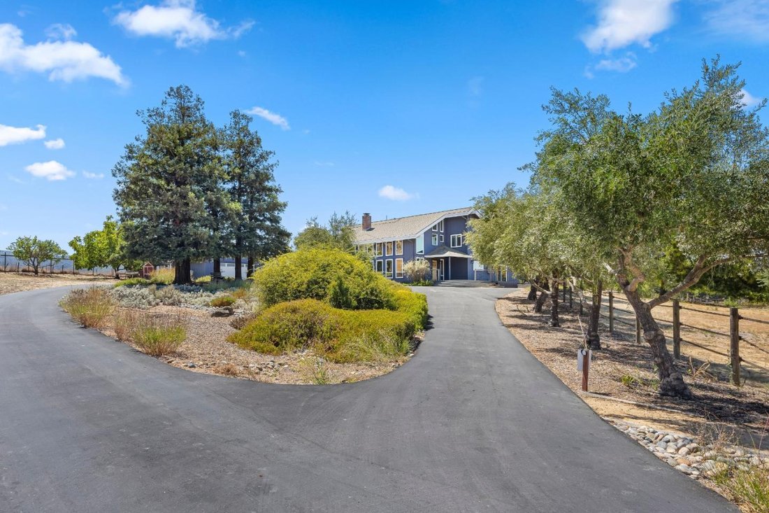 Casa en Gilroy, California, Estados Unidos 3 - 18743401