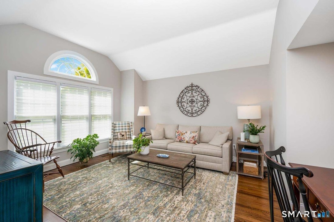 Condo in Wilton, Connecticut, United States 4 - 18746430
