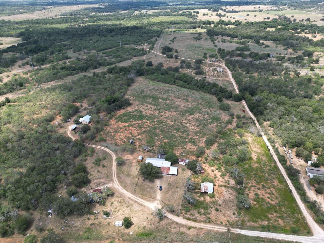 Casa en Lockhart, Texas, Estados Unidos 4 - 18743764