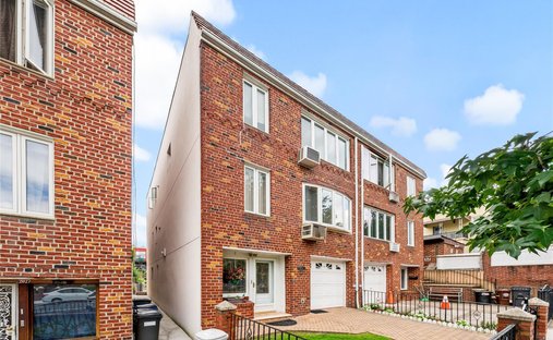 House in New York, New York, United States 1