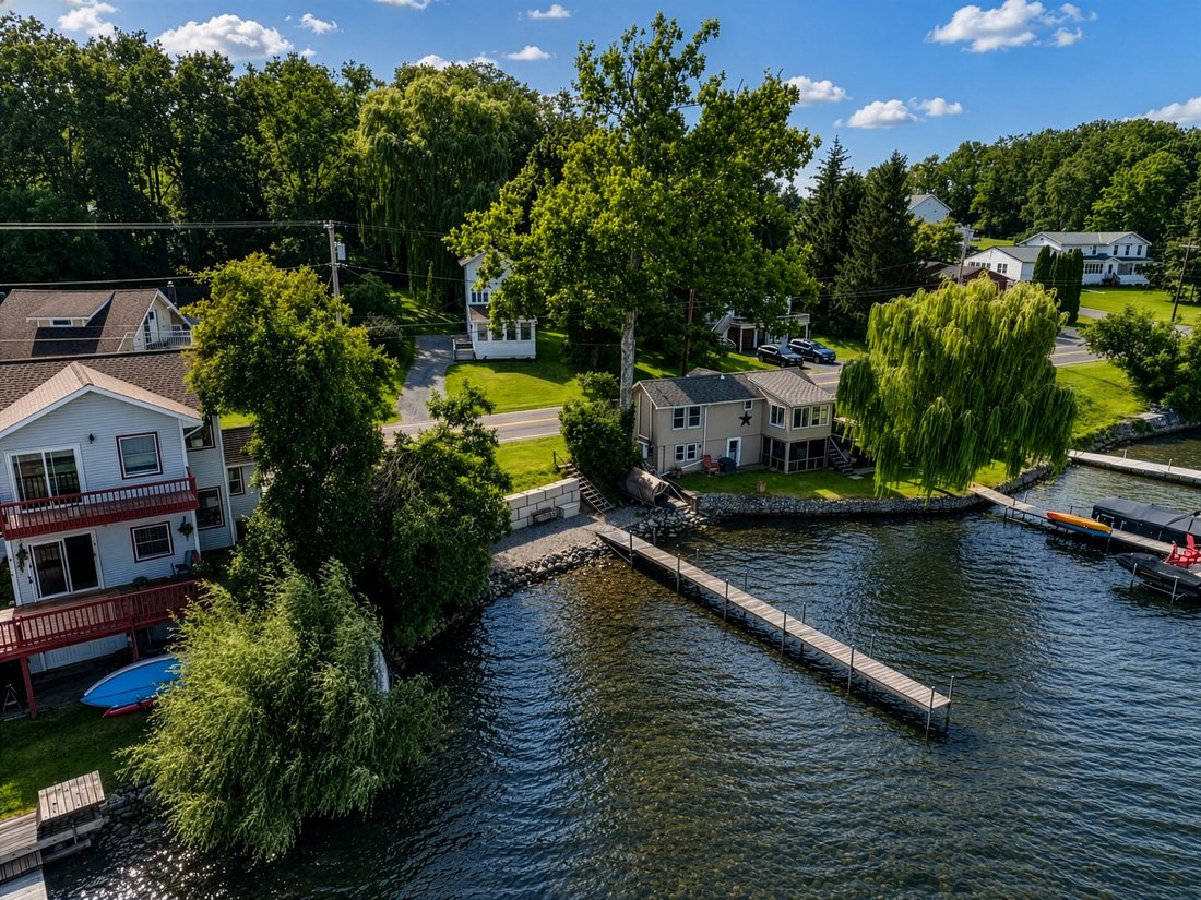 Casa en Seneca Falls, Nueva York, Estados Unidos 4 - 18742120