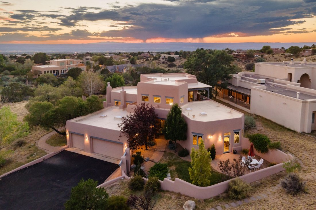 House in Albuquerque, New Mexico, United States 1 - 18745998